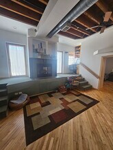 537 Custer Ave in Evanston, IL - Foto de edificio - Building Photo