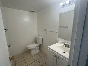 1625 NW 81st St. in Miami, FL - Building Photo - Building Photo