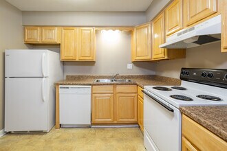 Newberry Parc in Louisville, KY - Building Photo - Interior Photo