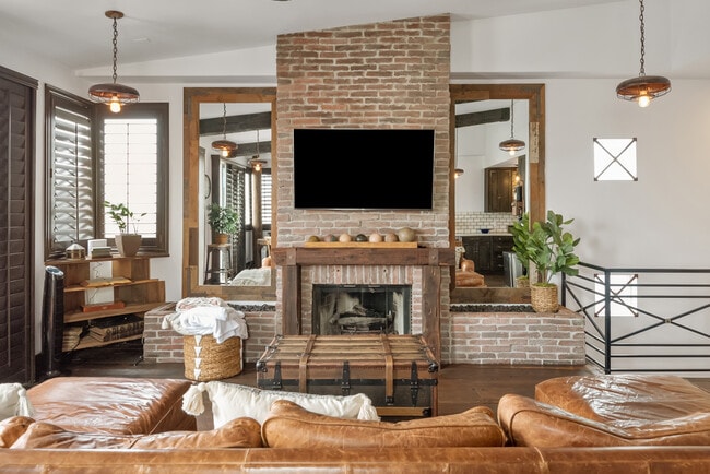 property at 1506 Palm Dr