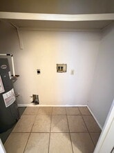 428 Kays Ln in Hollister, MO - Building Photo - Building Photo