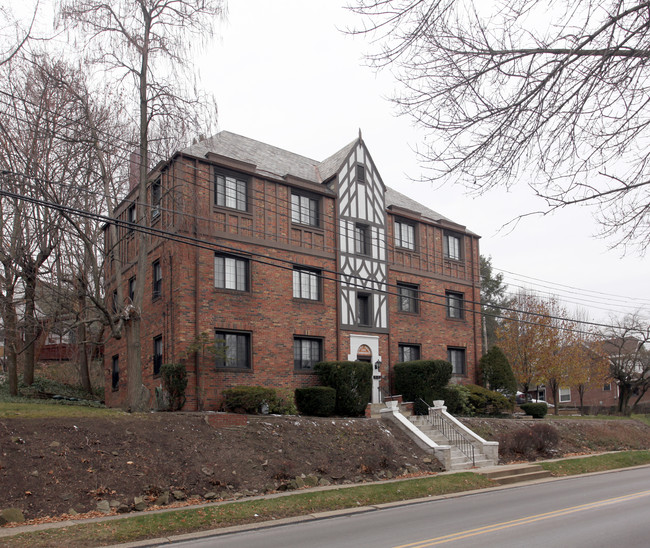 Beverly Square in Pittsburgh, PA - Building Photo - Building Photo