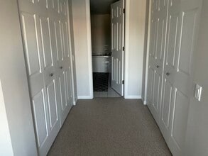 2020 Saint Regis Dr, Unit Rosie in Lombard, IL - Building Photo - Building Photo