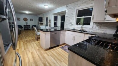 1125 Penselwood Dr in Raleigh, NC - Building Photo - Building Photo