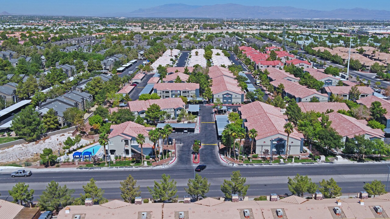 Edmond at Hacienda in Las Vegas, NV - Building Photo