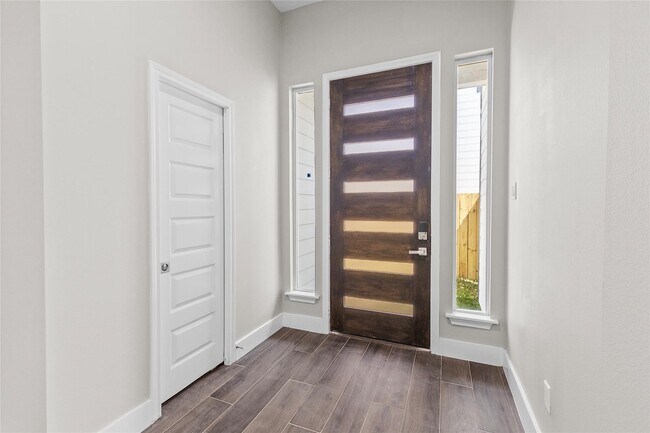 property at 5506 Pershing St