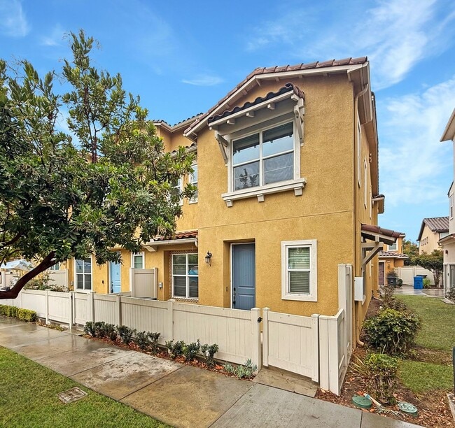 property at 1560 Santa Carolina Rd