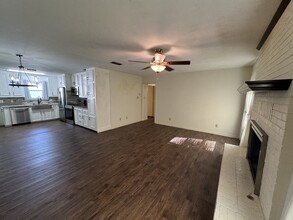 500 E College St in Athens, TX - Building Photo - Building Photo