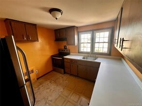 463 Duryea Ave in Uniondale, NY - Building Photo - Building Photo