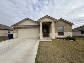 2009 Bee Creek Loop in Copperas Cove, TX - Building Photo - Building Photo