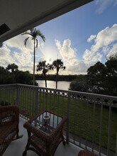 2052 Alta Meadows Ln in Delray Beach, FL - Building Photo - Building Photo