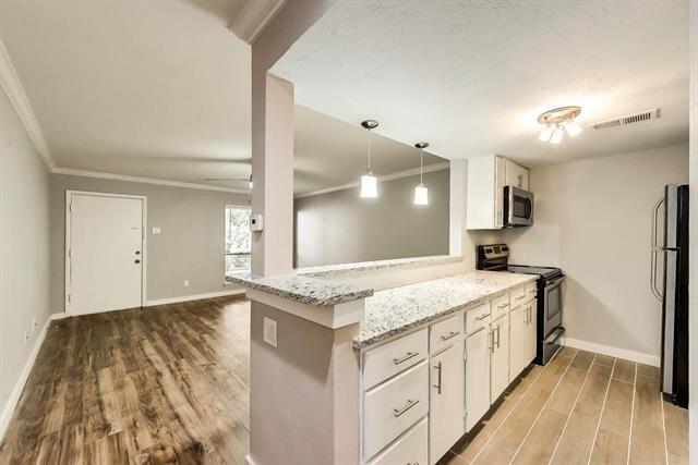 3827 Gilbert Ave in Dallas, TX - Building Photo
