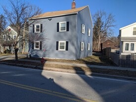 13 W Market St, Unit 2 in Hyde Park, NY - Building Photo