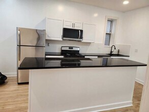 820 N Leavitt St in Chicago, IL - Building Photo - Building Photo