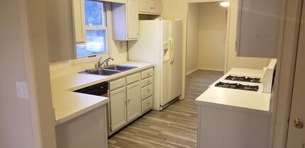 2286 W Kessler Blvd N Dr in Indianapolis, IN - Building Photo - Building Photo