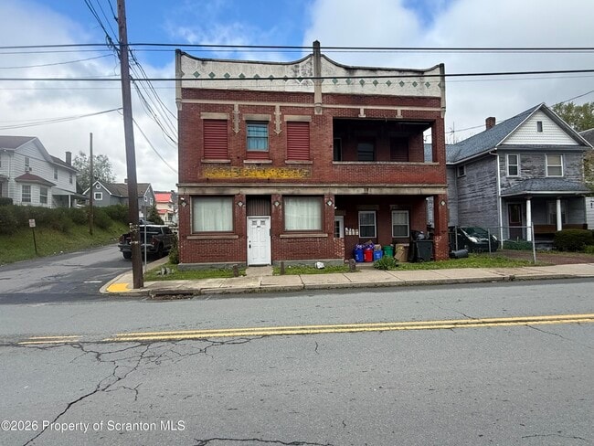property at 1301 Main St