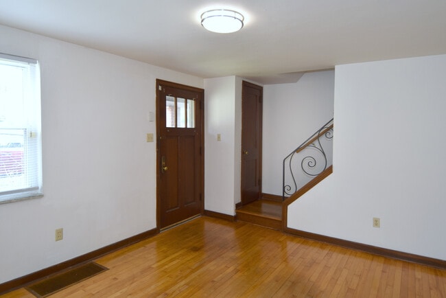 3004 Willett Rd in Pittsburgh, PA - Building Photo - Building Photo
