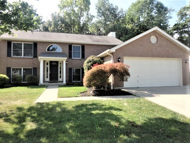 2222 Siesta Dr in Batavia, OH - Building Photo