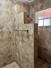 6936 W 25th Ave in Hialeah, FL - Building Photo - Building Photo