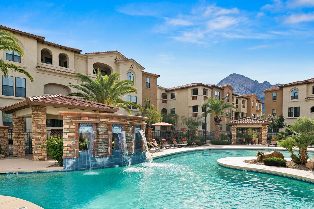 Villas at San Dorado in Tucson, AZ - Building Photo