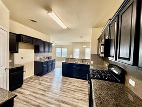 100 Wilson Ct. in Hutto, TX - Building Photo - Building Photo