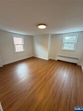 1 Memorial Dr in Lodi, NJ - Building Photo - Building Photo