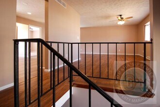 2201 Thomas Dr in Bellevue, NE - Building Photo - Building Photo