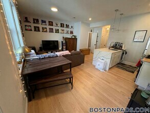 226 Princeton St in Boston, MA - Building Photo - Building Photo