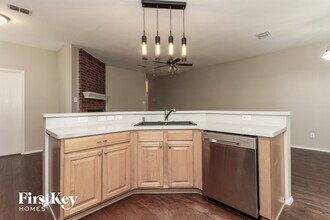 117 Flyaway Ln in Fort Worth, TX - Building Photo - Building Photo