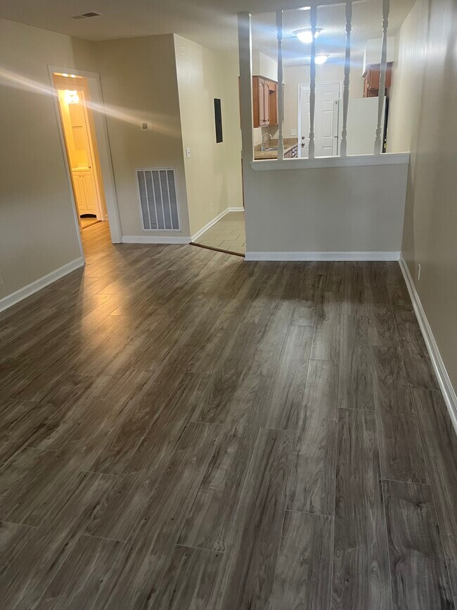 104 Tuckahoe Square E in Nashville, TN - Building Photo - Building Photo