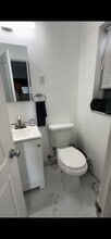 1236 NE 109th St, Unit 1 in Miami, FL - Building Photo - Building Photo