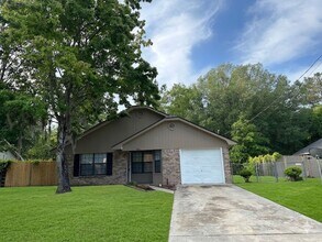 708 Timber Ridge Trail in Hinesville, GA - Foto de edificio - Building Photo