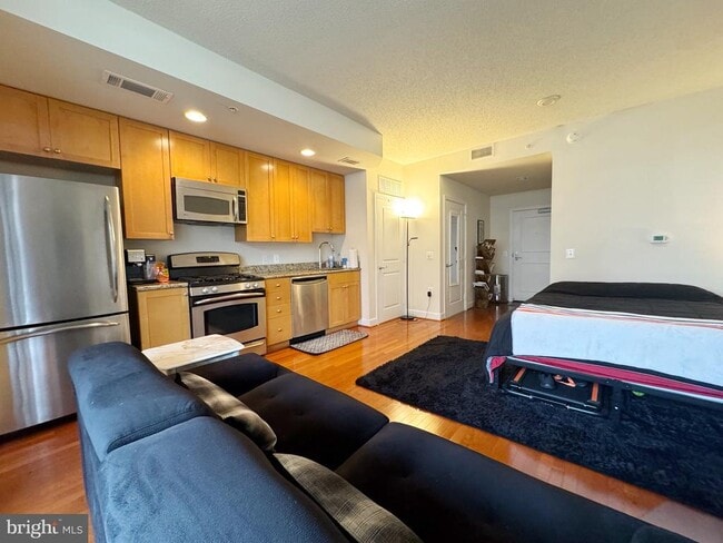 property at 3650 S Glebe Rd