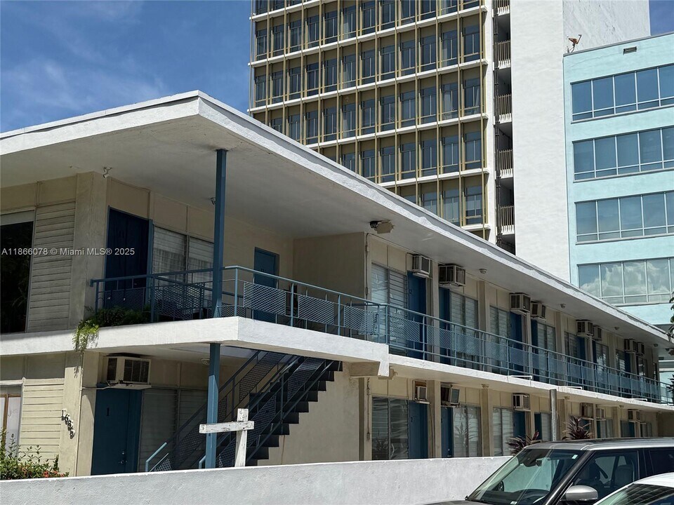 1685 Jefferson Ave in Miami Beach, FL - Building Photo