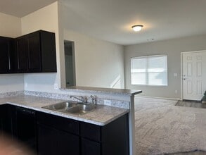 411 SE 5th Ter in Newcastle, OK - Building Photo - Building Photo