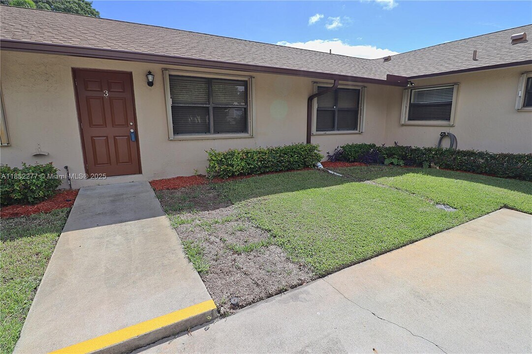 278 SW 7th St in Dania Beach, FL - Building Photo