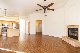 9458 E Plana Ave in Mesa, AZ - Building Photo - Building Photo