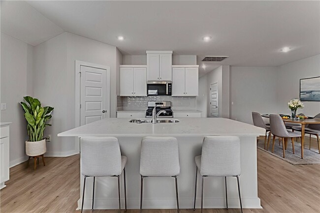 property at 4695 W Aurora St