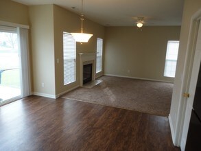 4406 Snowcrest Ln in Raleigh, NC - Building Photo - Building Photo