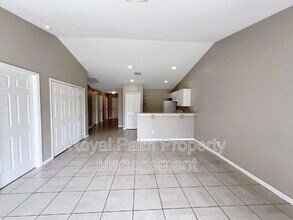 4987 28th St SW in Lehigh Acres, FL - Building Photo - Building Photo