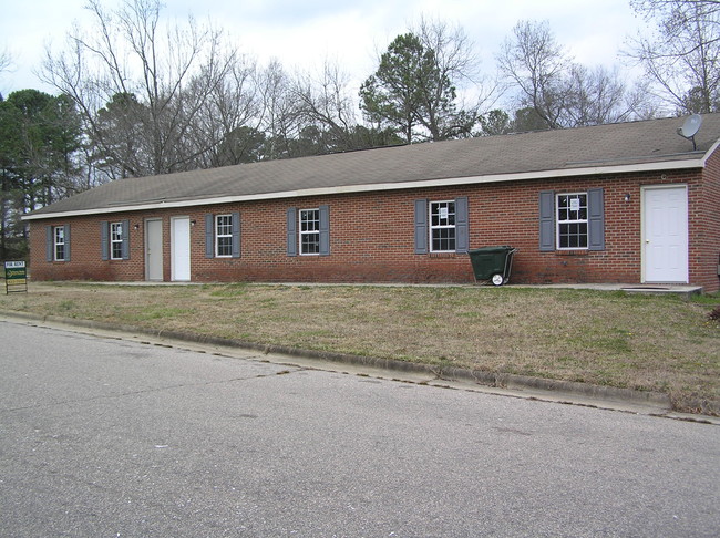 Clark St. apartments in Rocky Mount, NC - Building Photo - Building Photo