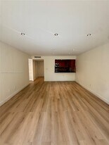 9301 SW 92nd Ave, Unit A303 in Miami, FL - Building Photo