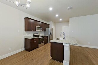 10316 Ft Ewell Trl in Crowley, TX - Building Photo - Building Photo