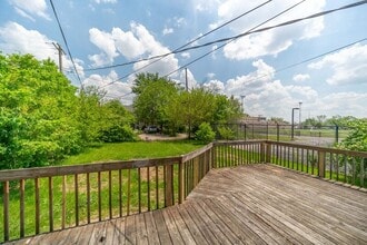 2200 Homestead Dr in Columbus, OH - Building Photo - Building Photo