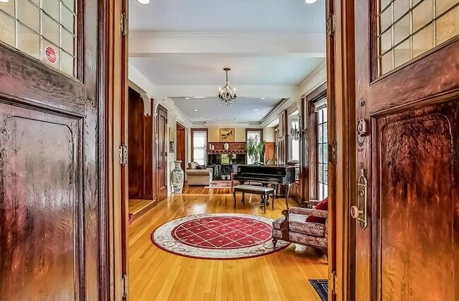 166 Huntington St in New Haven, CT - Foto de edificio - Building Photo