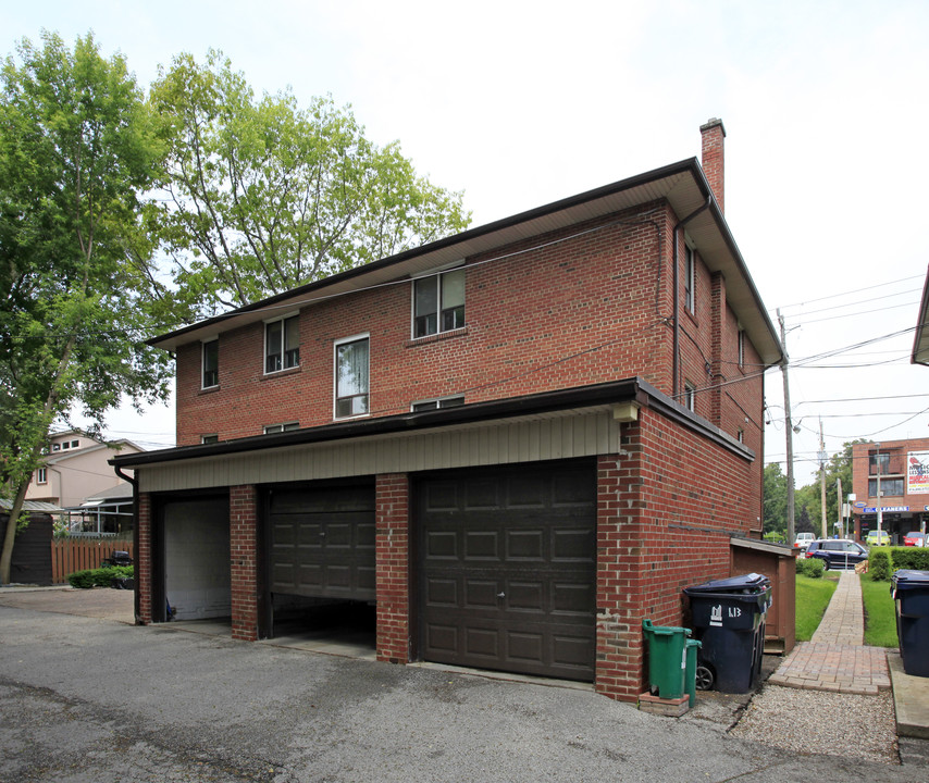 613 The Queensway in Toronto, ON - Building Photo