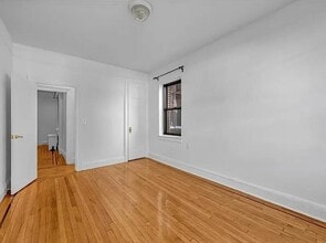 402 Bay Ridge Pkwy in Brooklyn, NY - Building Photo - Building Photo