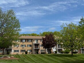 377 Huse Rd in Manchester, NH - Building Photo - Building Photo