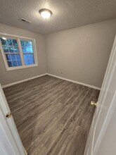 113 E Kelly Ave in Hampton, VA - Building Photo - Building Photo