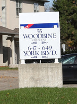 55 Woodbine Cres Apartments